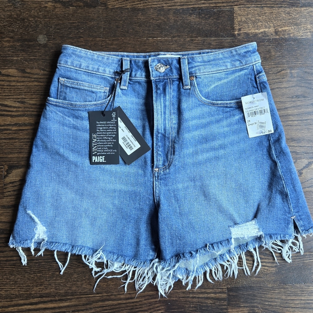 NWT PAIGE Dani Shorts with Distressed Hem, Size 28